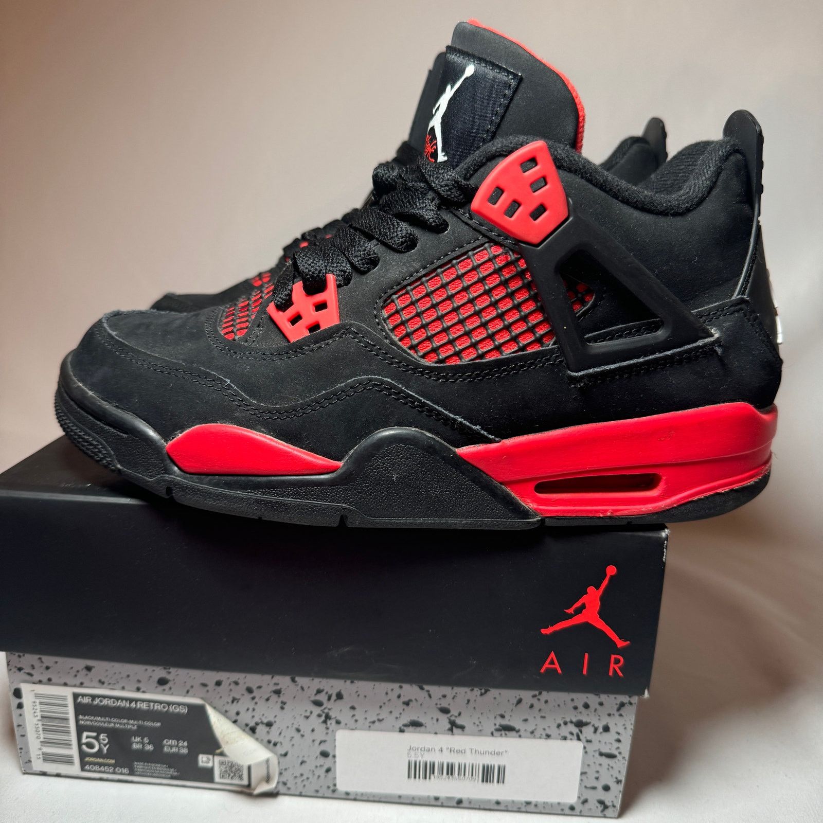 Jordan Brand × Nike Size 5.5 Nike Air Jordan 4 Retro GS Red Thunder Men's Shoes Size US 5.5 / EU 38 - 10 Thumbnail