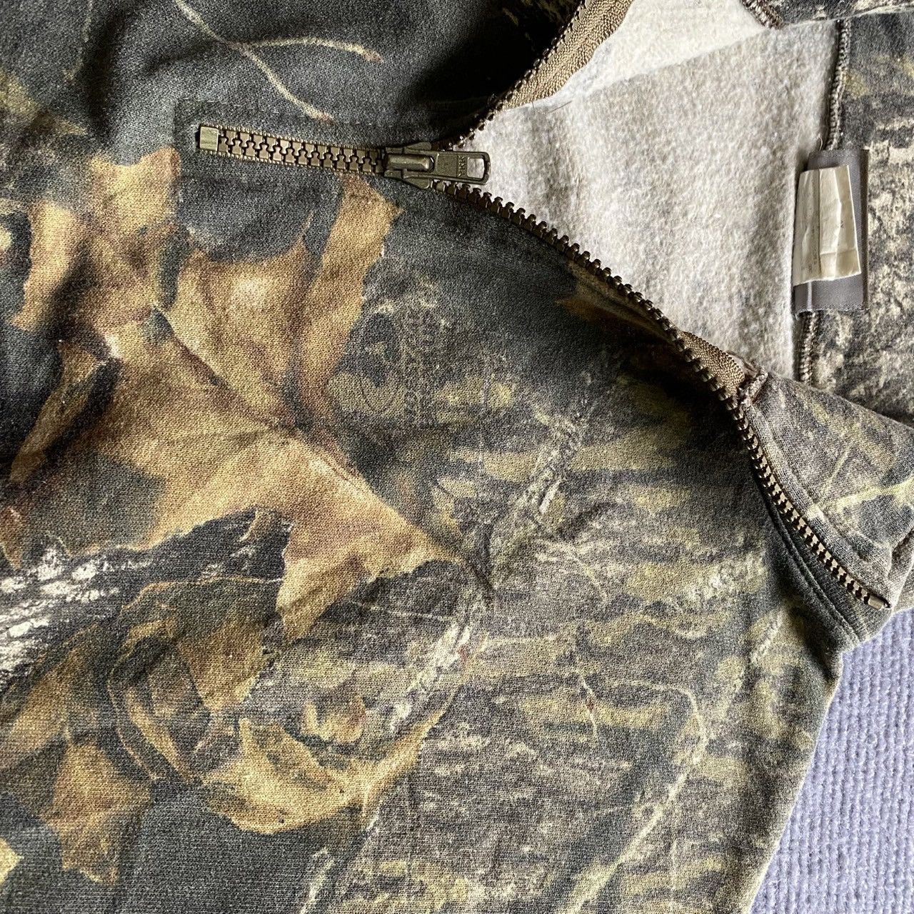 Carhartt × Realtree × Vintage Crazy Vintage Carhartt Style Realtree Camo Half Zipper Size US XXL / EU 58 / 5 - 3 Thumbnail
