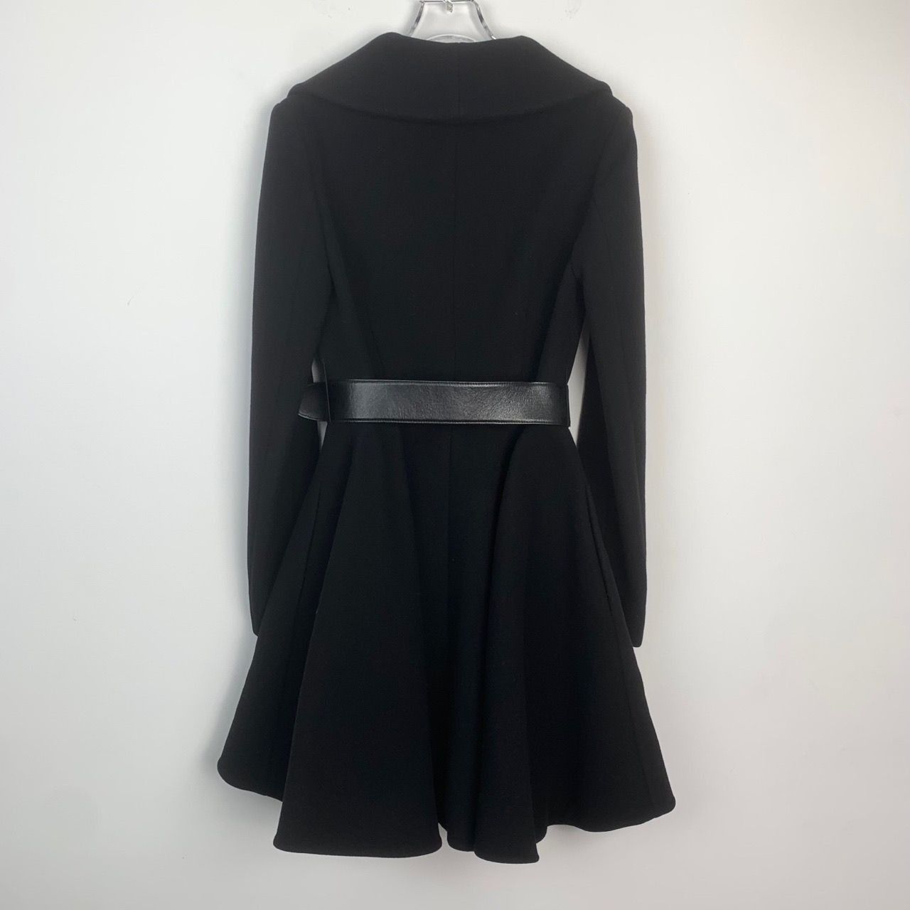 Miu Miu [MiuMiu] Notched Lapel Belted Black Coat 38/S Size S / US 4 / IT 40 - 6 Thumbnail