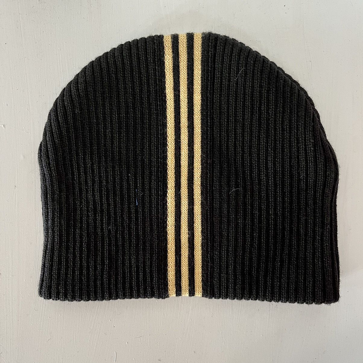 image of Y 3 x Yohji Yamamoto Navy Y-3 Beanie With Yellow Stripes, Men's