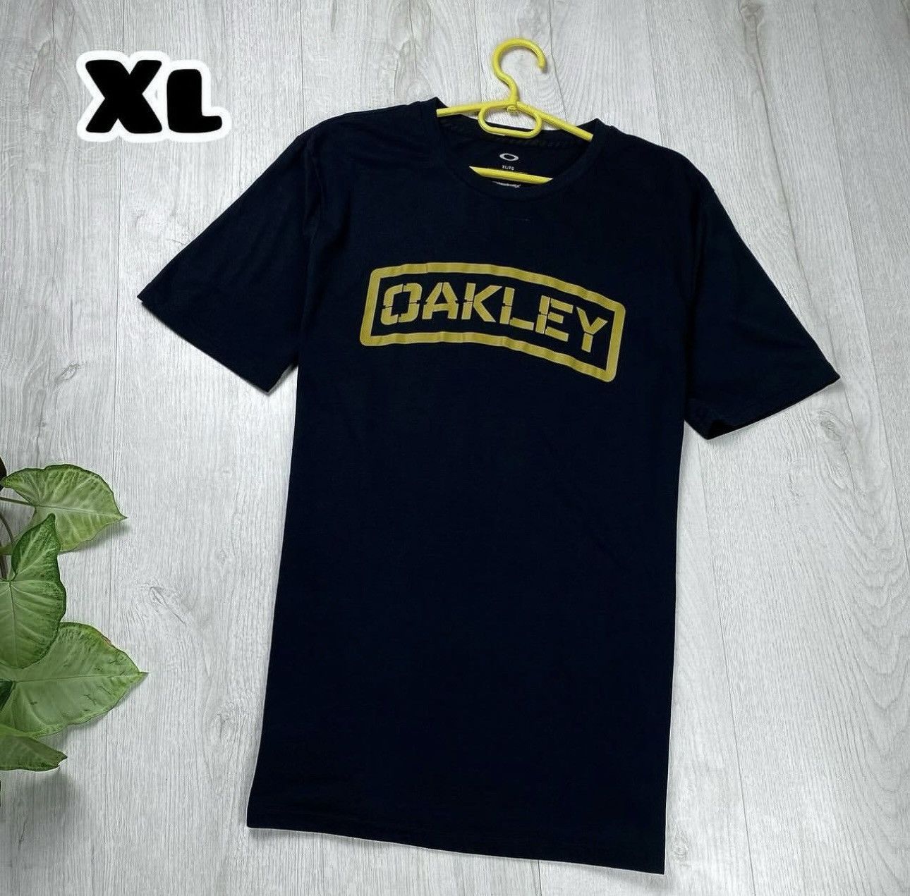 Oakley Oakley tee t-shirt vintage big logo size XL Size US XL / EU 56 / 4 - 1 Thumbnail