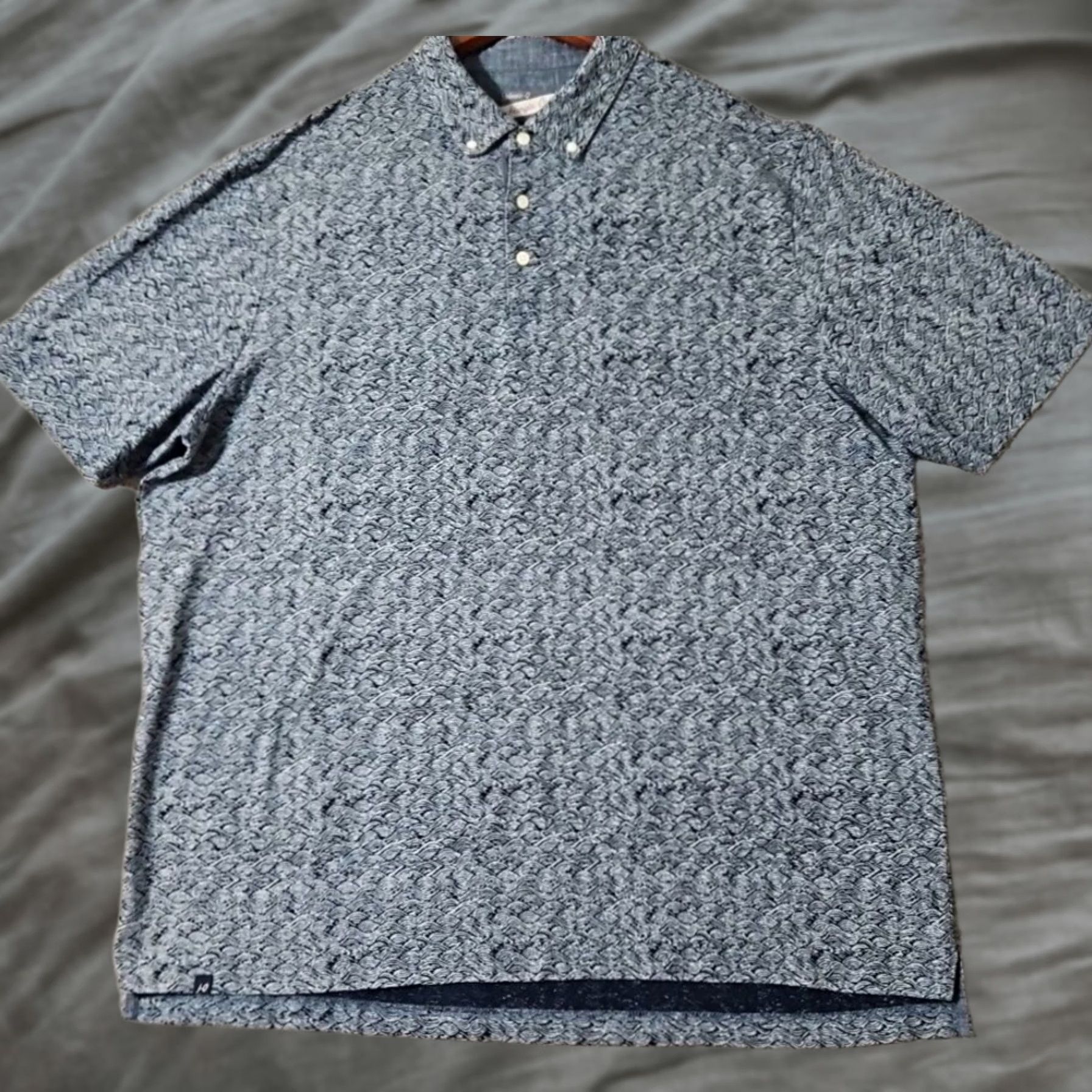 johnnie-O johnnie-O Golf Polo Shirt Men's XL Navy Blue White Waves Hangin Out Oceanside Size US XL / EU 56 / 4 - 1 Thumbnail