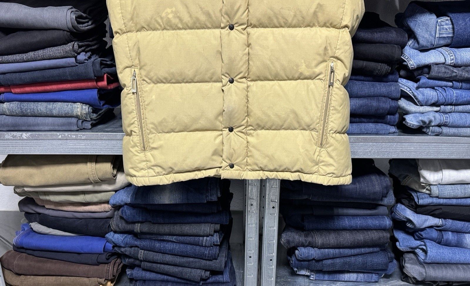 Moncler 1981 Vintage Archive MONCLER Down Vest Gilet Made France T3 Size US M / EU 48-50 / 2 - 6 Thumbnail