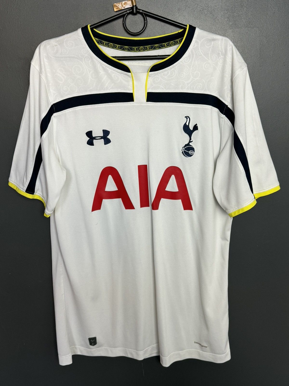 Under Armour Tottenham Hotspur 14/15 Home Football Jersey Size US M / EU 48-50 / 2 - 1 Thumbnail
