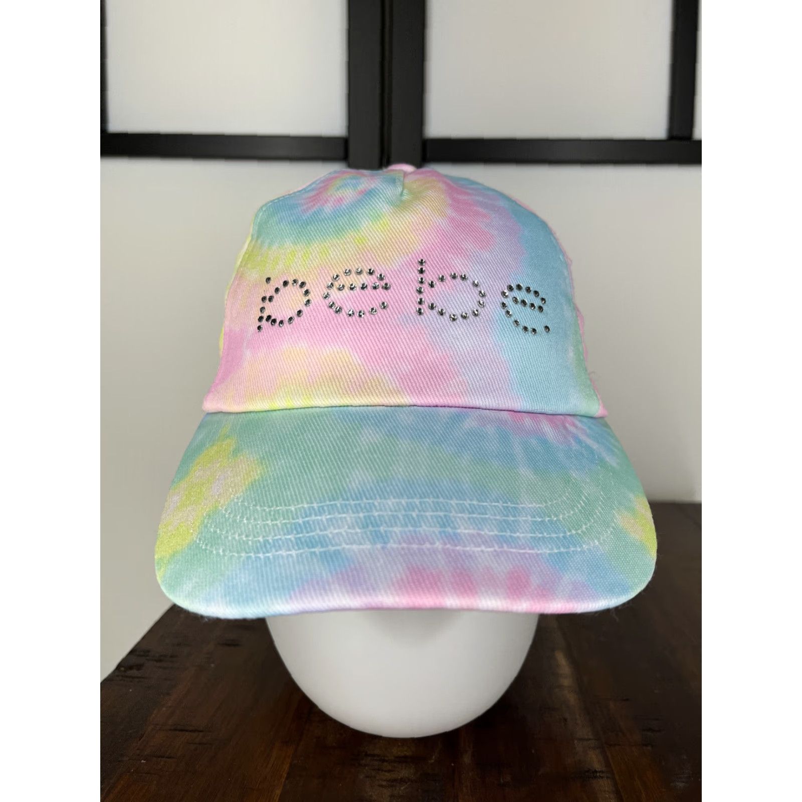 Bebe VINTAGE Nike Shirt Womens XS 90s Logo Rhinestone Strap Back Cap Pink Tie Dye Bling Adjustable Hat Size ONE SIZE - 2 Thumbnail