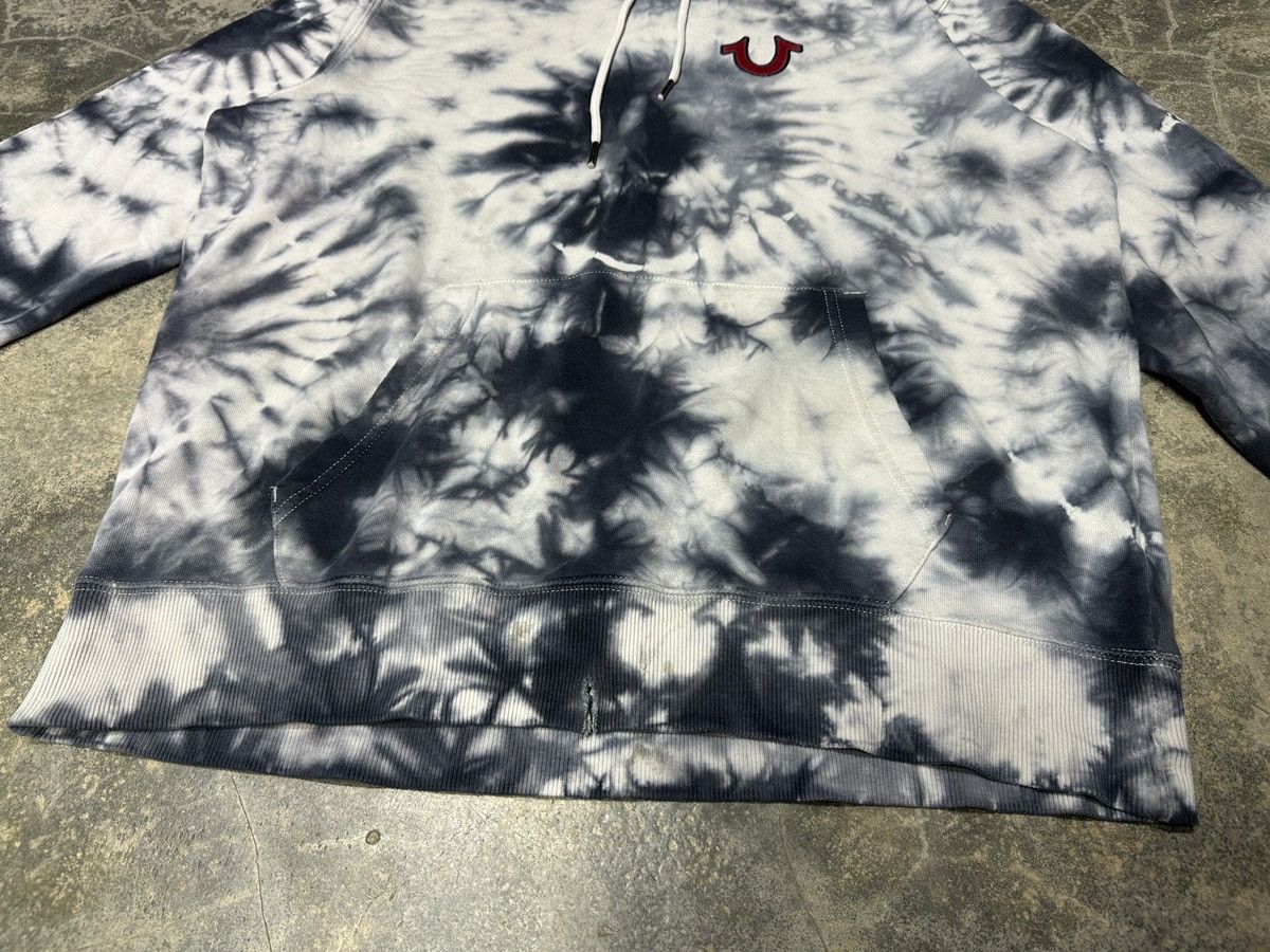 True Religion Vintage Y2K True Religion Big Logo Tie Dye Hoodie Size US XL / EU 56 / 4 - 8 Thumbnail