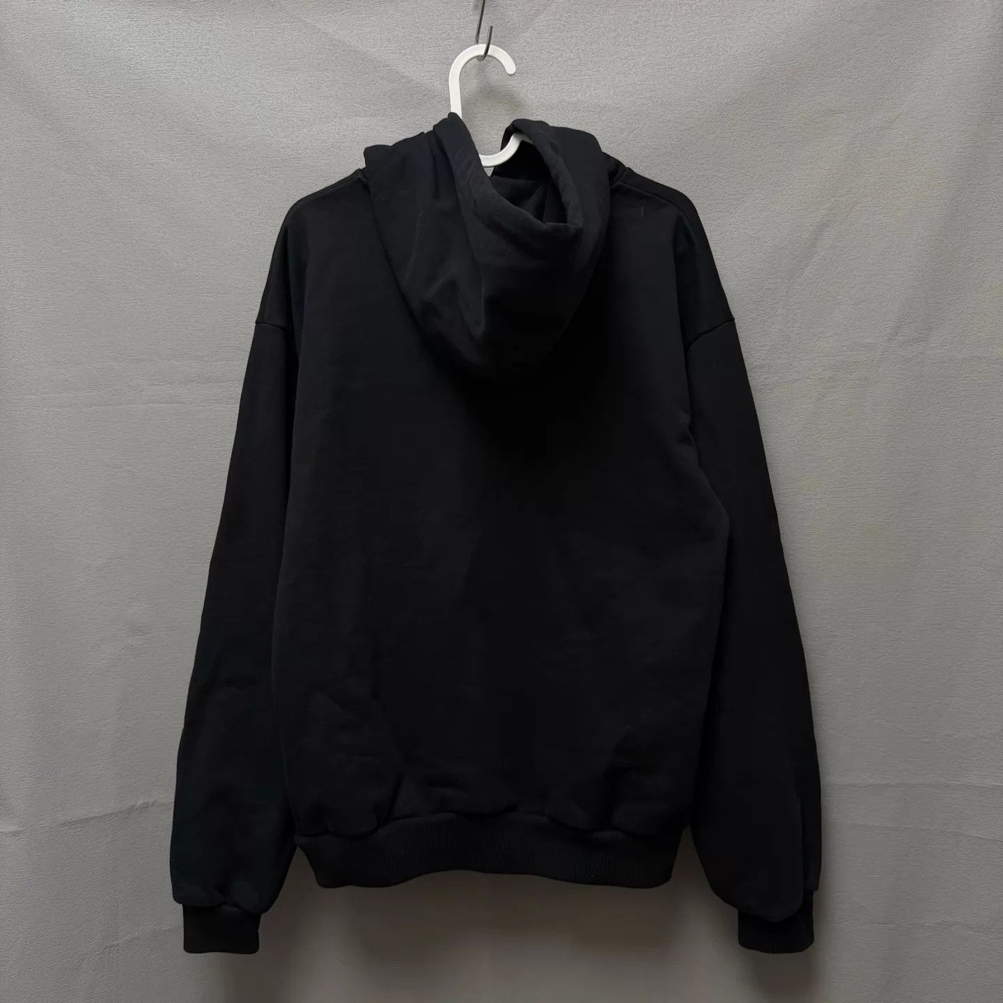 Balenciaga Balenciaga Small Logo Hoodie Black XS 99 New Size US XS / EU 42 / 0 - 2 Thumbnail