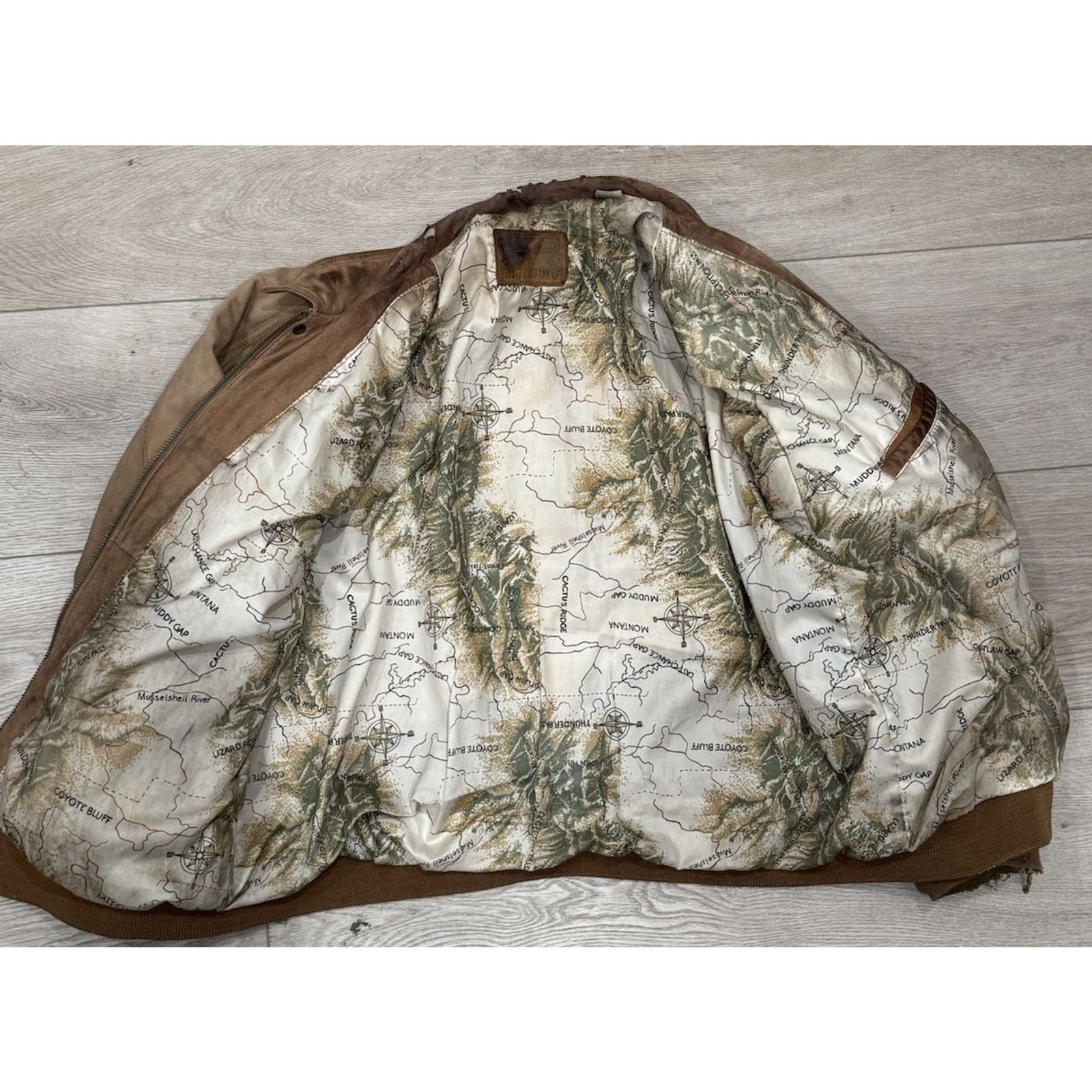 Marlboro Vintage Marlboro Adventure Jacket Leather Bomber Distressed Size US XL / EU 56 / 4 - 4 Thumbnail