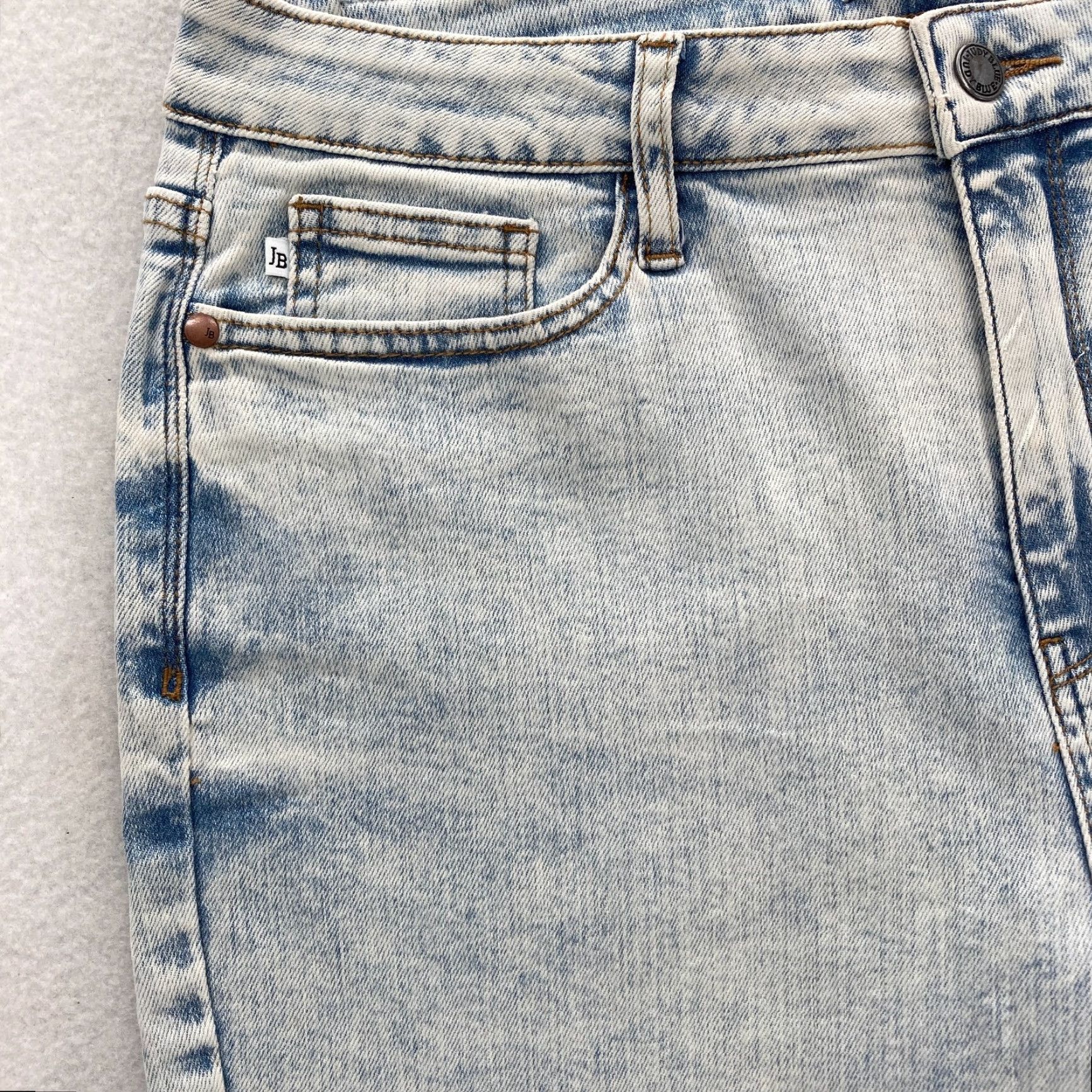 Denime Judy Blue Slim Fit Jeans Women's 13/31 Light Acid Wash Blue Stretch Denim Preppy Jeans (13/31, Slim, High Rise) Mens? Size 24" / US 00 / IT 34 - 3 Thumbnail