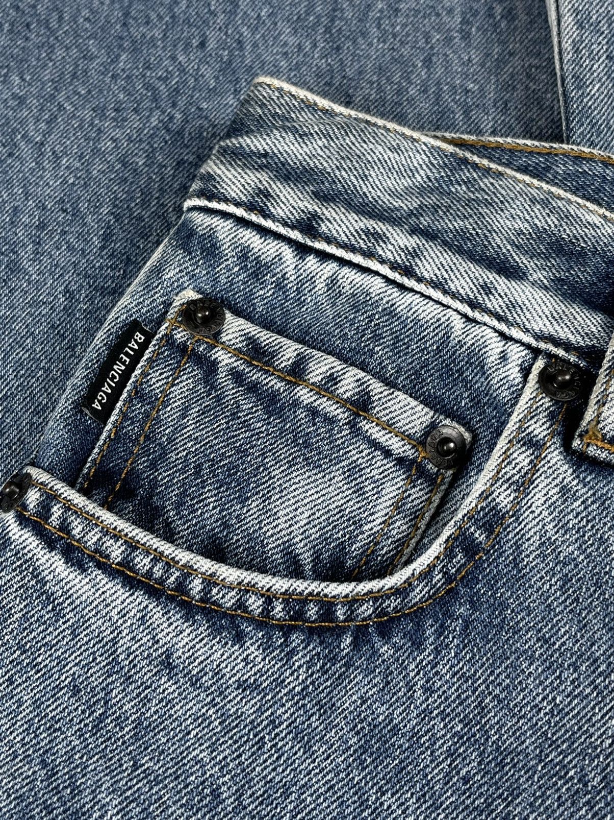 Balenciaga SS19 Balenciaga Vintage Blue Flared Bootcut Denim Jeans Size US 29 - 5 Thumbnail