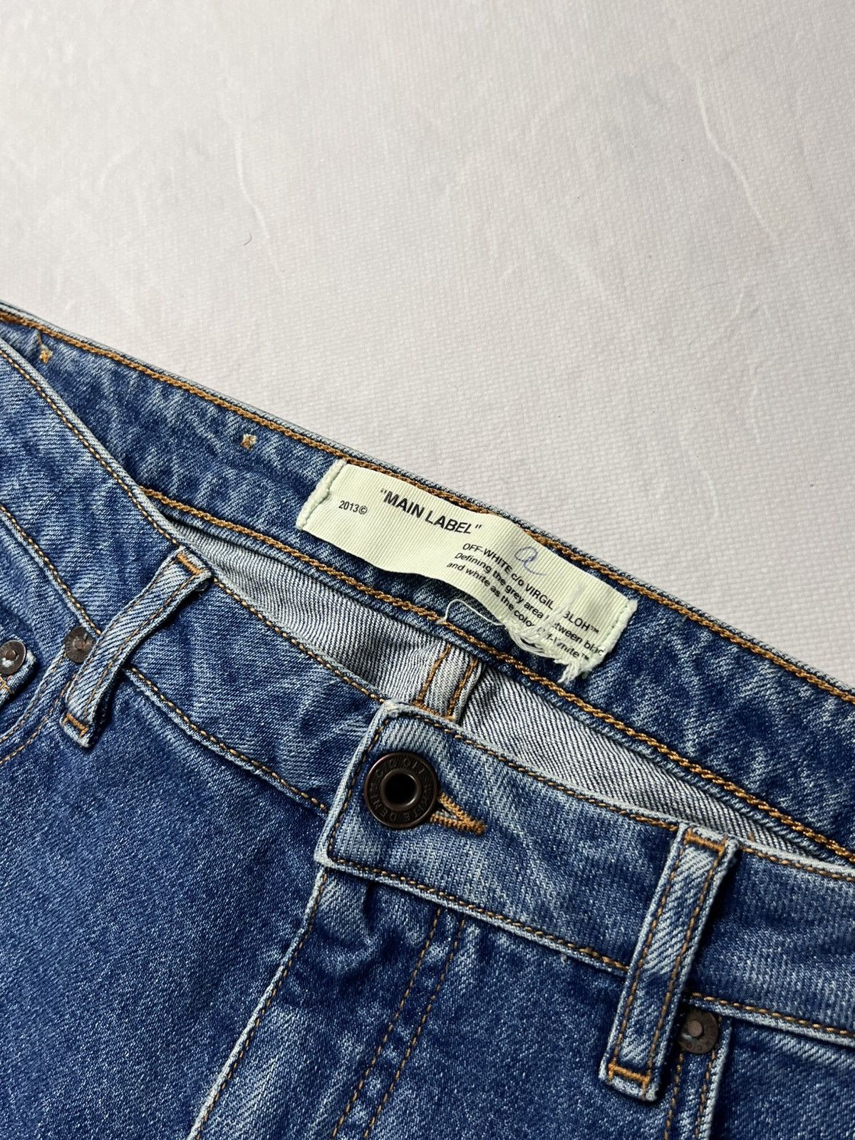 Le Grande Bleu (L.G.B.) × Off-White × Vintage Avant Garde Japanese Denim Off-White Luxury Streetwear Y2k Size US 27 - 8 Thumbnail