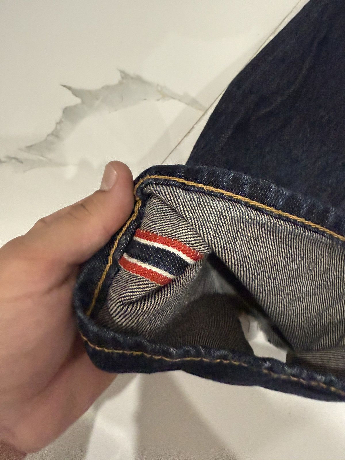 Japanese Brand 00’s CO & LU SELVEDGE RARE JAPAN BAGGY DISTRESSED JEANS Size US 32 / EU 48 - 13 Thumbnail