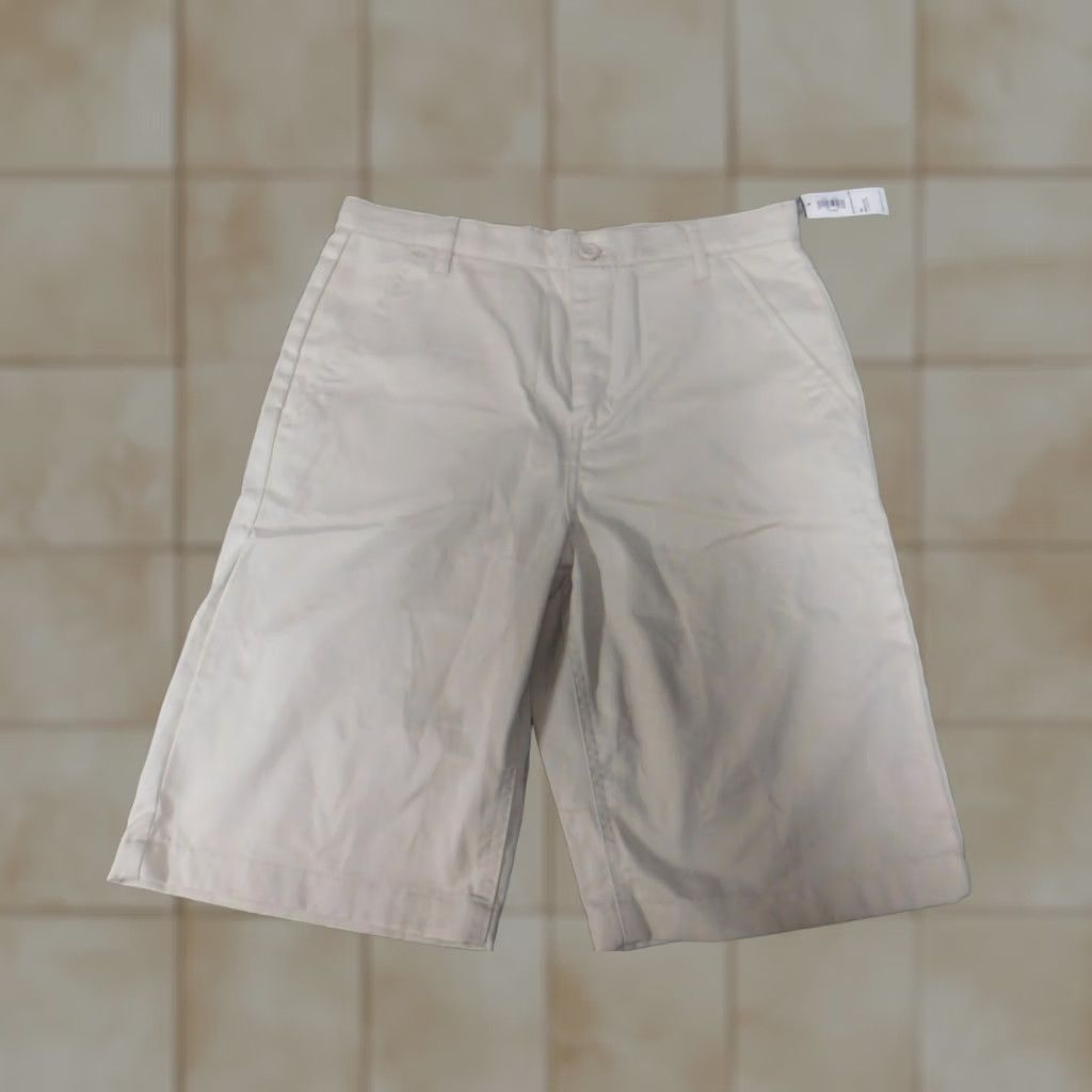 Old Navy Old Navy Shorts 16 Beige Chino Everyday Short Juniors Women's Classic Casual Knit Cotton Blend Zipper Front Mid Rise Flat Front Summer Walking NWT Size 28" / US 6 / IT 42 - 1 Thumbnail