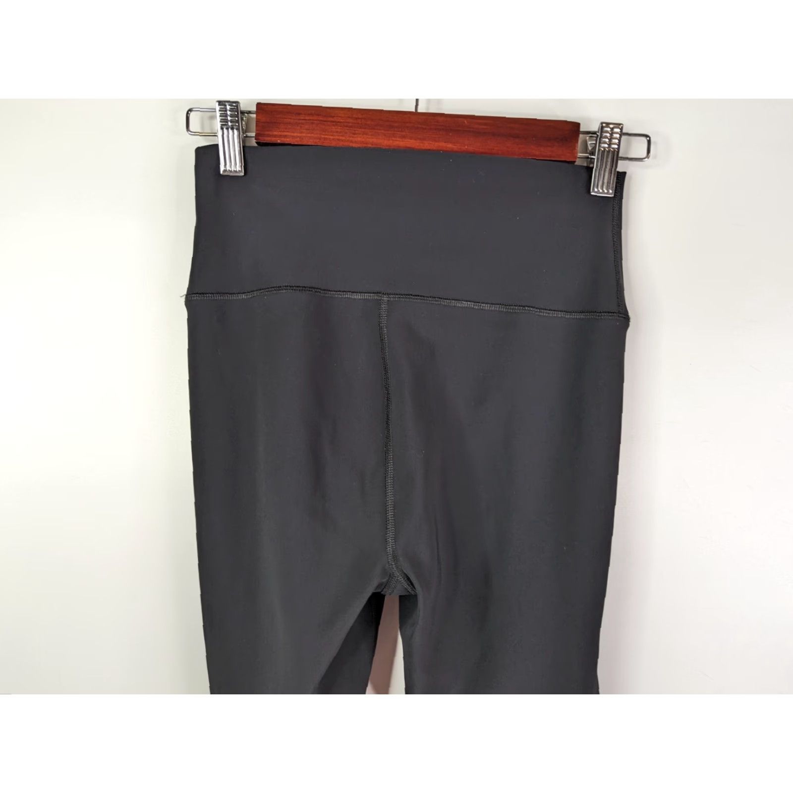 Alo ALO Yoga Leggings Skinny Ripped Warrior Size S Black High Rise Activewear Women Size 28" / US 6 / IT 42 - 6 Thumbnail
