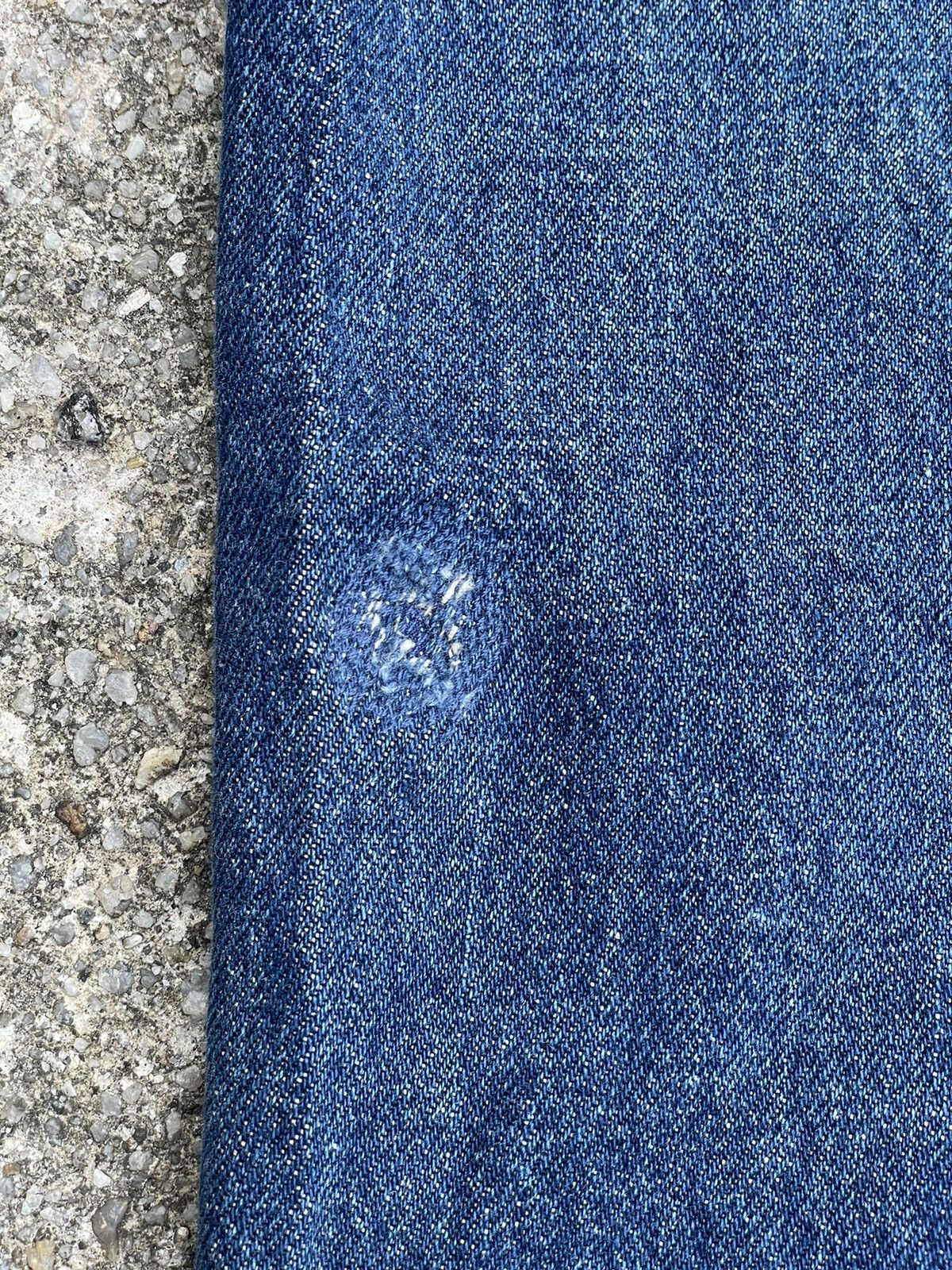 Edwin Vintage Rare Button Edwin 505 Selvedge (J23-11) Size US 28 / EU 44 - 9 Thumbnail