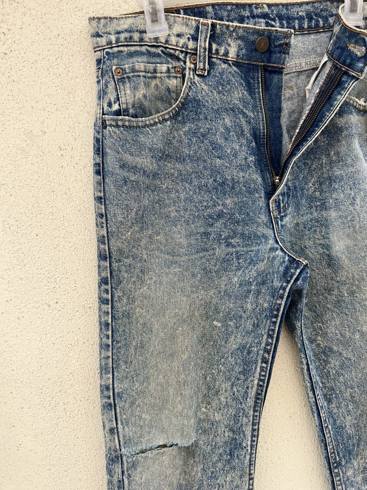 Levi's Vintage 80s Levi’s 505 Mud Acid Wash Denim Rips Knee Jeans Size US 34 / EU 50 - 8 Thumbnail