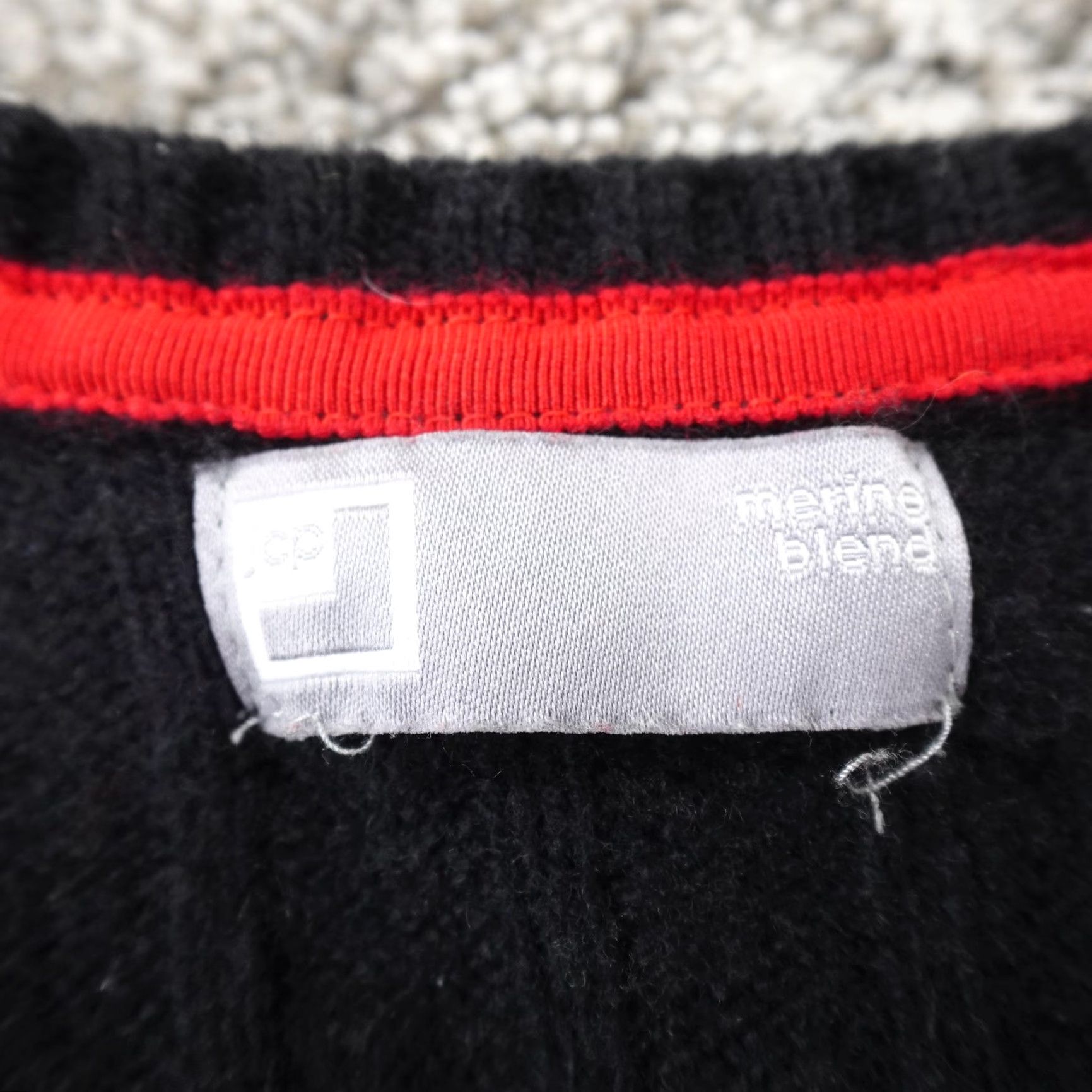 JCPenney JC Penney Sweater Womens L Black Cable Knit Merino Wool Blend V Neck Pullover Size L / US 10 / IT 46 - 4 Thumbnail