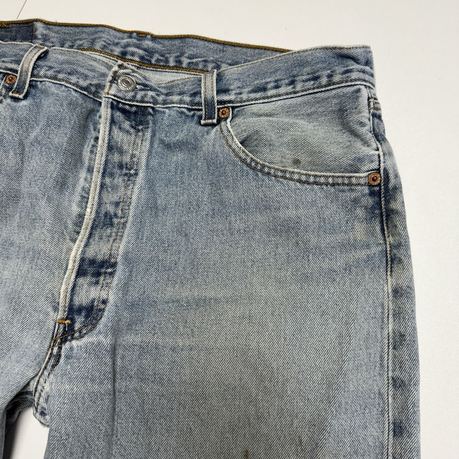 Levi's Vintage Levi’s 501 Jeans Mens 36x30 (34x28.5) Button Fly Den Size US 36 / EU 52 - 4 Thumbnail