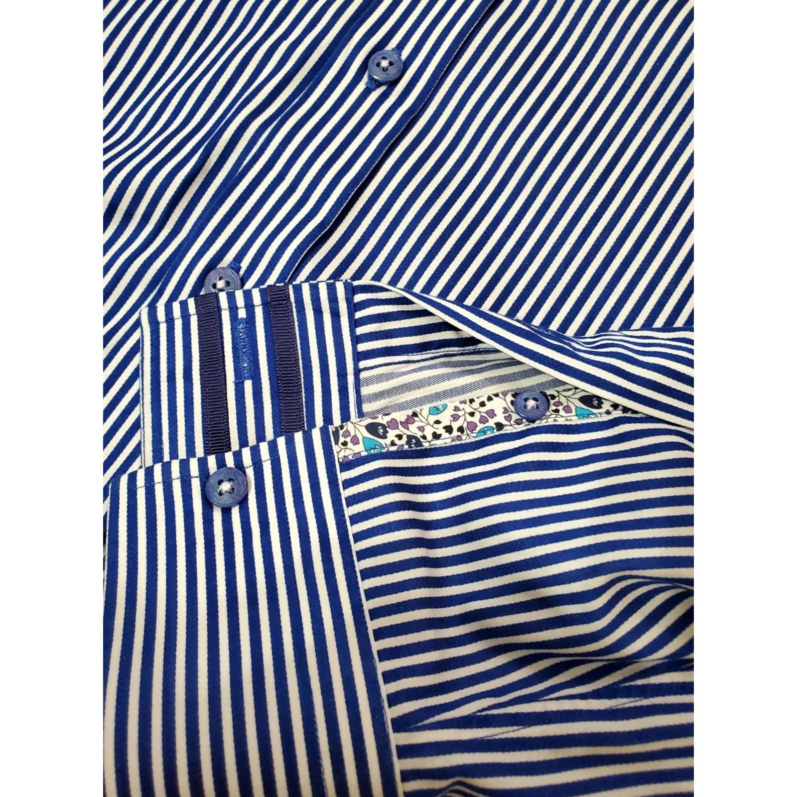 Robert Graham Robert Graham Shirt Men's L Tailored Fit Modern Americana Blue White Striped Button-Up Size US L / EU 52-54 / 3 - 2 Thumbnail