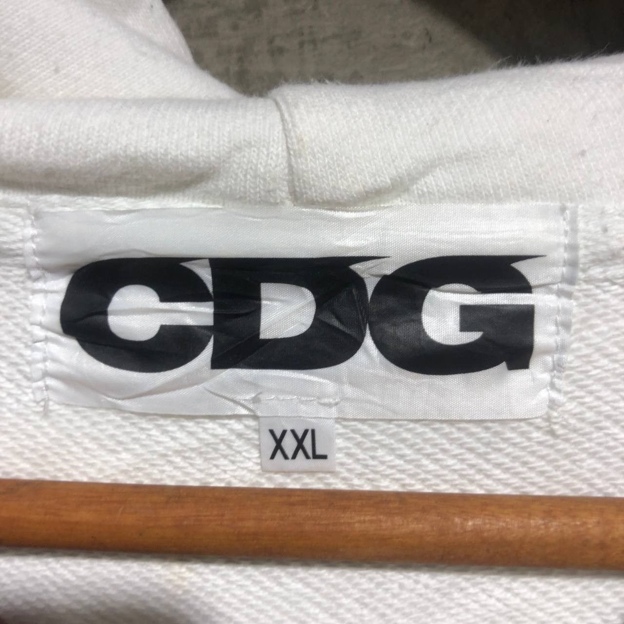 Comme des Garcons Comme Des Garcon CDG small logo pull over hoodie Size US XL / EU 56 / 4 - 4 Thumbnail
