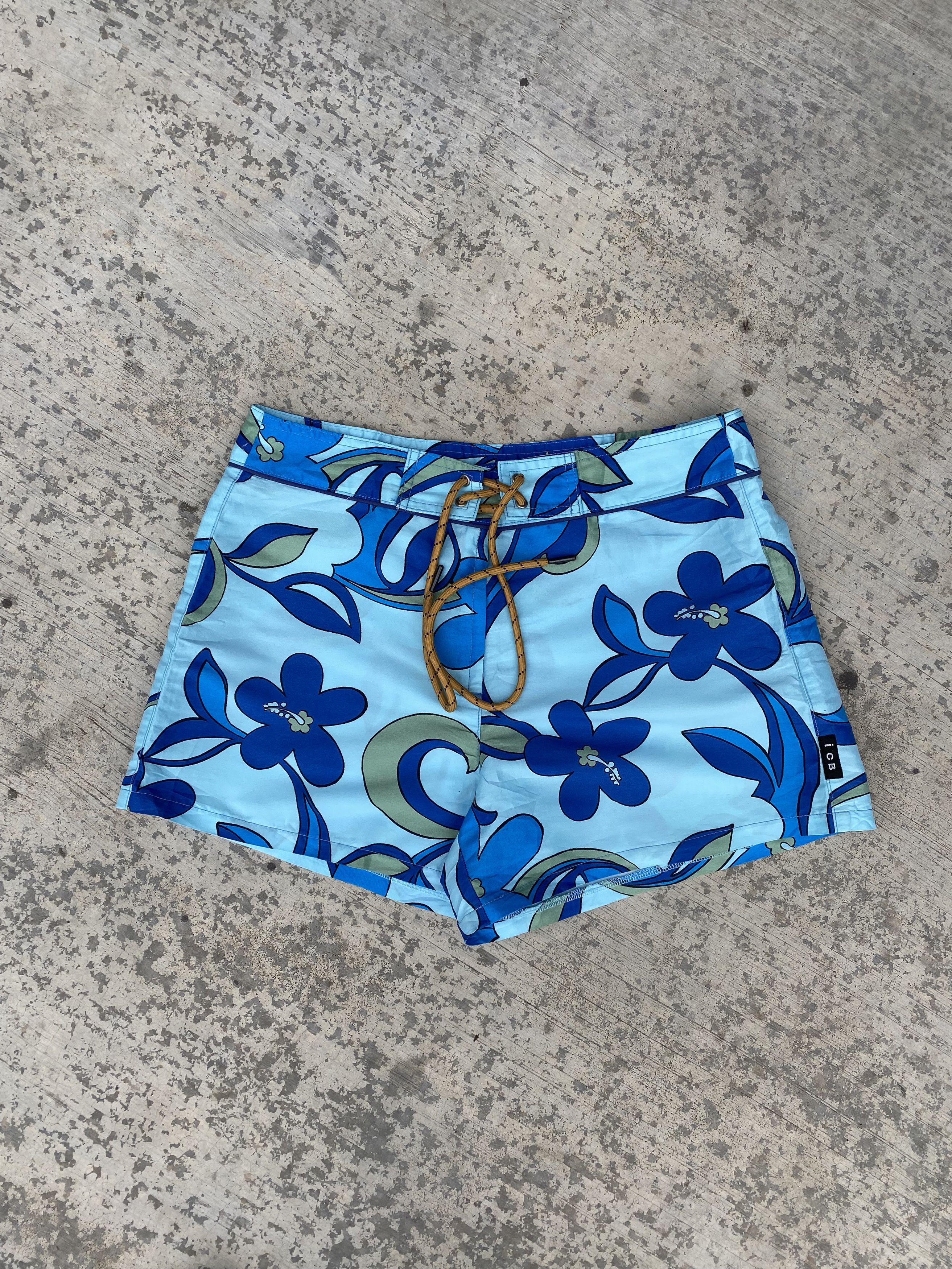 Japanese Brand Japanese brand ICB swim shorts Size US 28 / EU 44 - 1 Thumbnail
