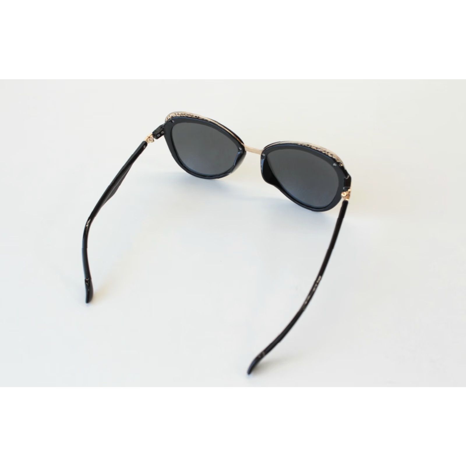 Vintage VINTAGE Cat Eye Sunglasses Women Black Reflective Lens Mirrored FAST SHIPPING Cat Eye Sunglasses Women Black Reflective Lens Mirrors FAST SHIPPING Size ONE SIZE - 3 Thumbnail