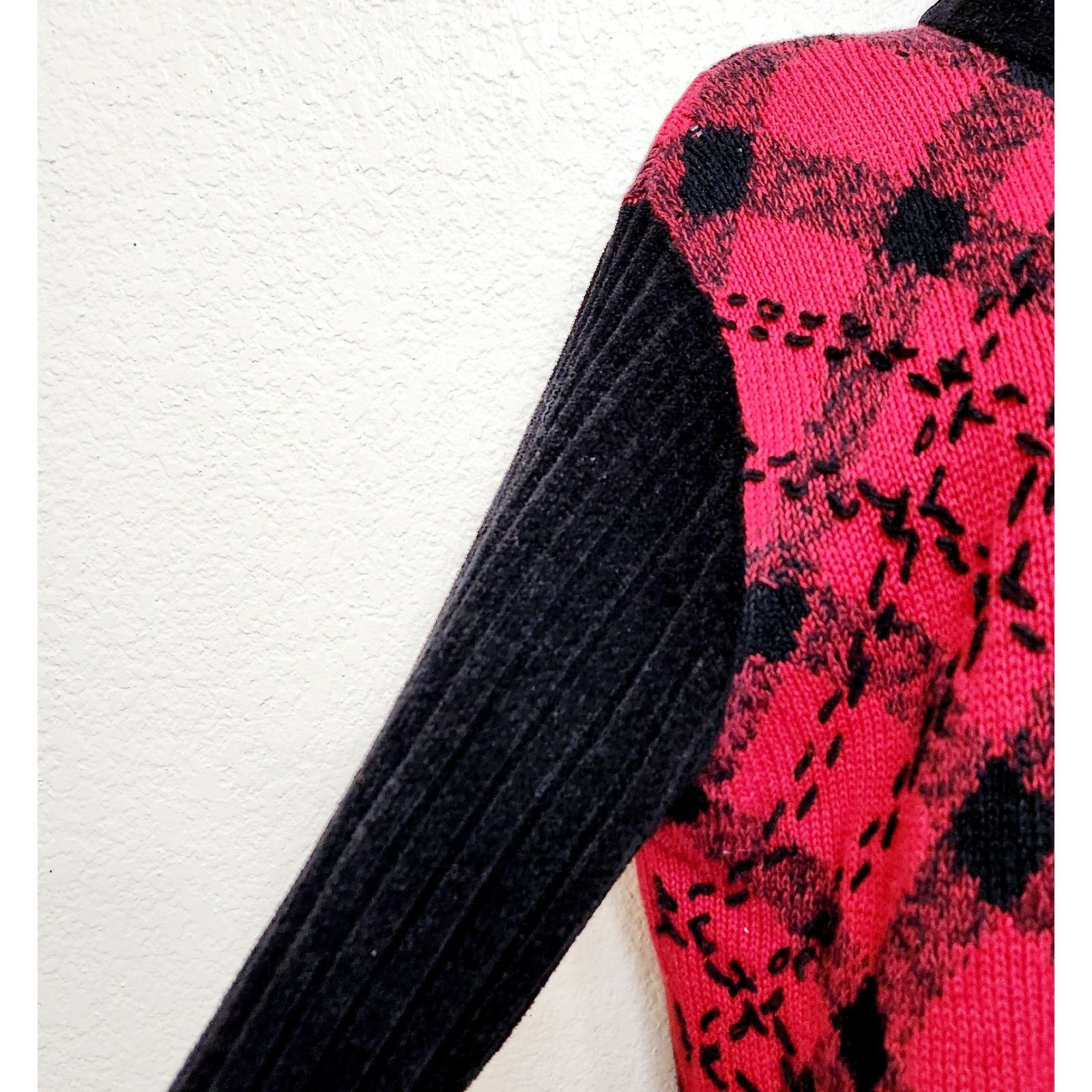 Coldwater Creek VTG Coldwater Creek Black Red Diamond Full Zip Cardigan L Size L / US 10 / IT 46 - 2 Thumbnail