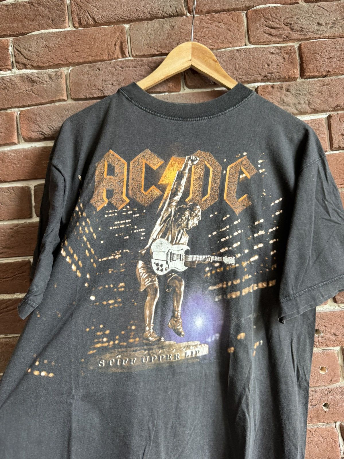Band Tees Rare Vintage 2000 AC/DC Stiff Upper Lip Tour Rock Band Tee Size US M / EU 48-50 / 2 - 3 Thumbnail