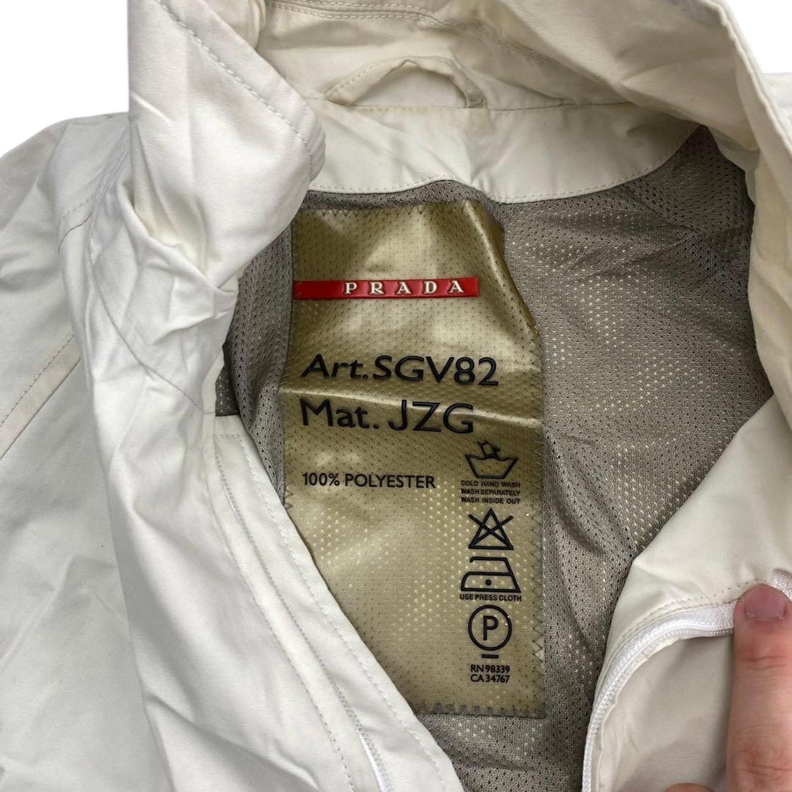 Prada Prada - Mens White Polyester Jacket Size 52 Size US L / EU 52-54 / 3 - 3 Thumbnail