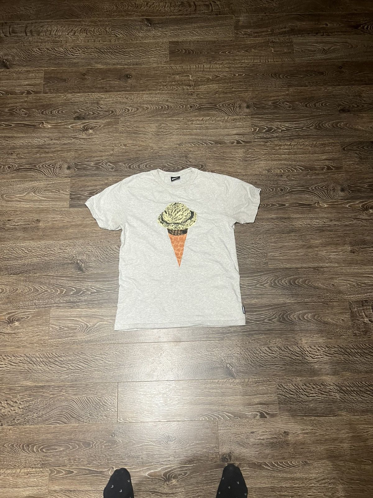 Icecream Cream Grey Icecream BBC Cream Graphic Tee Size US L / EU 52-54 / 3 - 1 Thumbnail