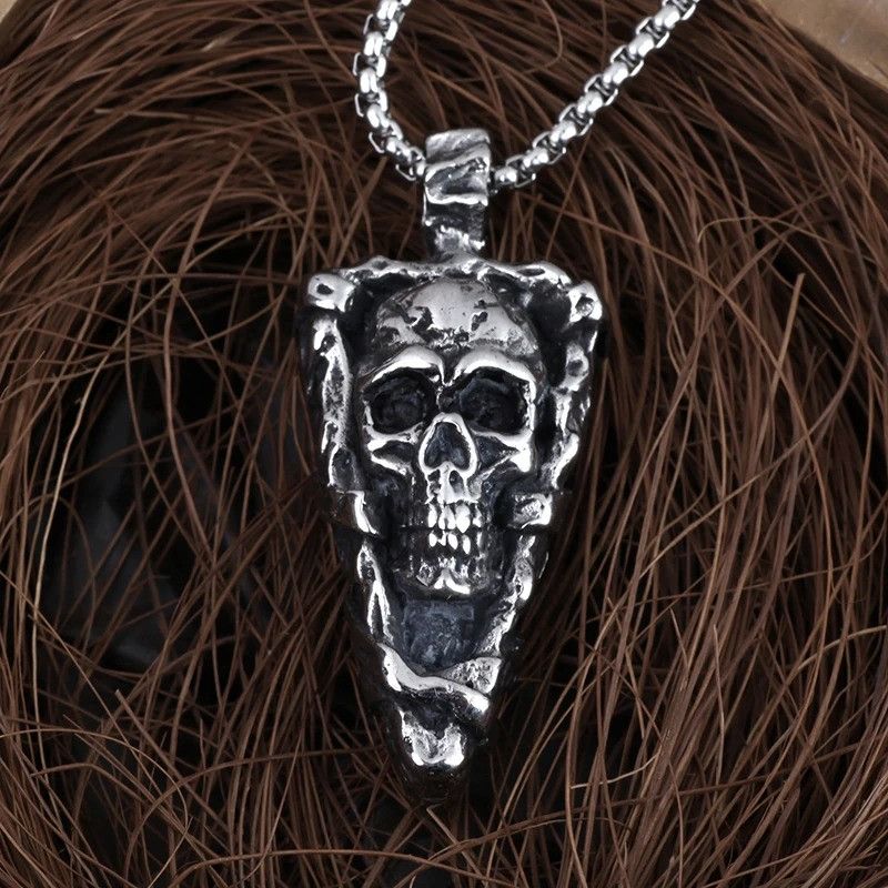 Jewelry Gothic Skull Pendant Necklace With Chain in Silver, Men's