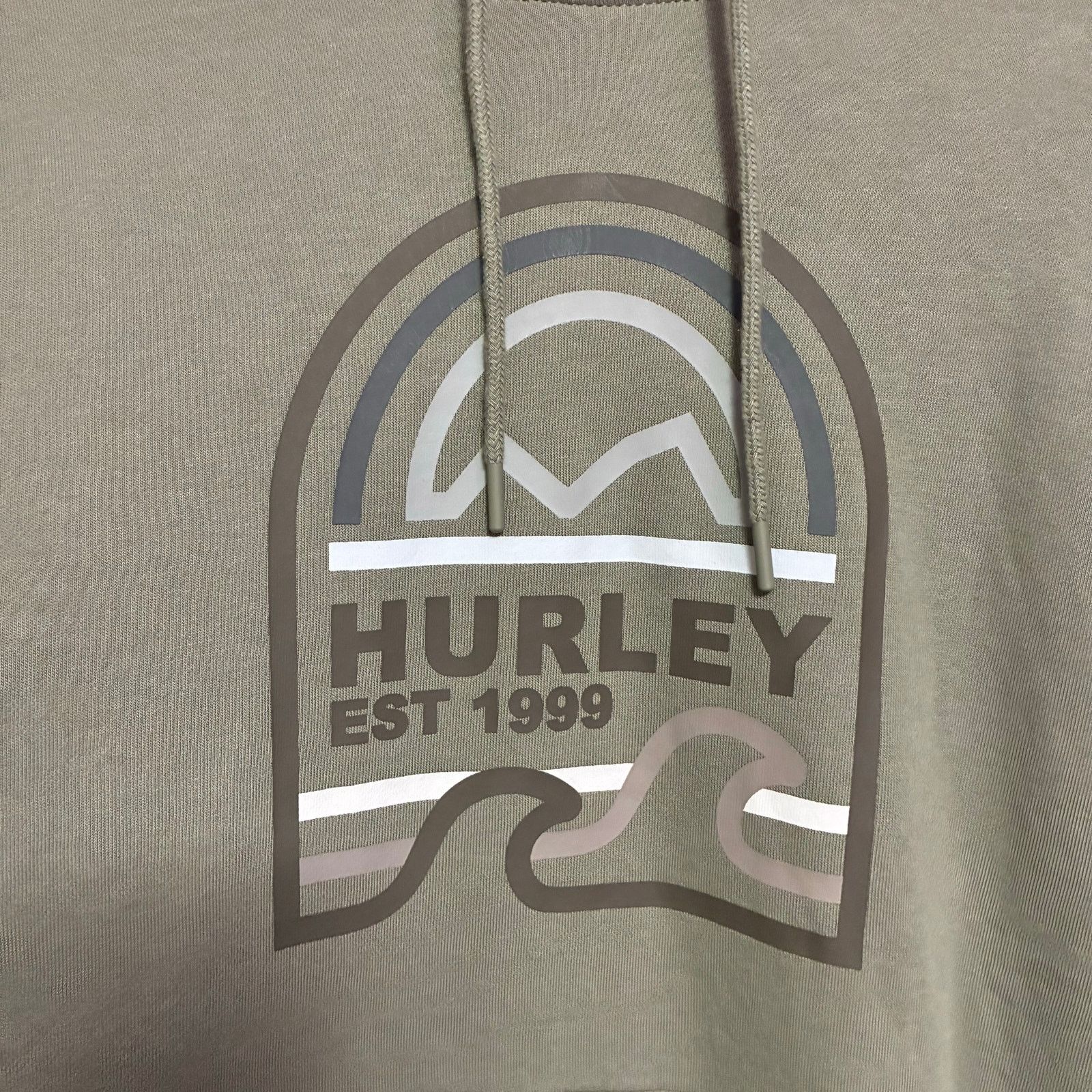 Hurley NWOT! Hurley Green Location Logo Hoodie Mens Size M Size US M / EU 48-50 / 2 - 8 Thumbnail
