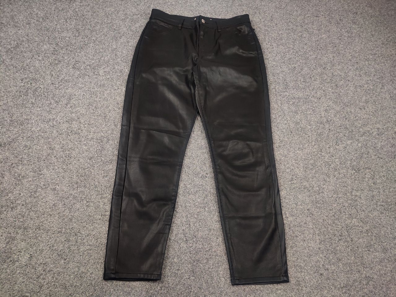 Levi's Vintage Levi's 720 Black Faux Leather high rise skinny Pants Size 29" - 7 Thumbnail