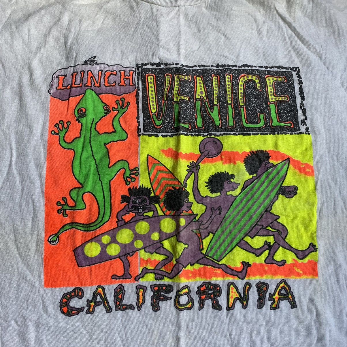 Vintage VINTAGE LUNCH VENICE CALIFORNIA BEACH SURFING 90s T SHIRT Size US L / EU 52-54 / 3 - 2 Thumbnail