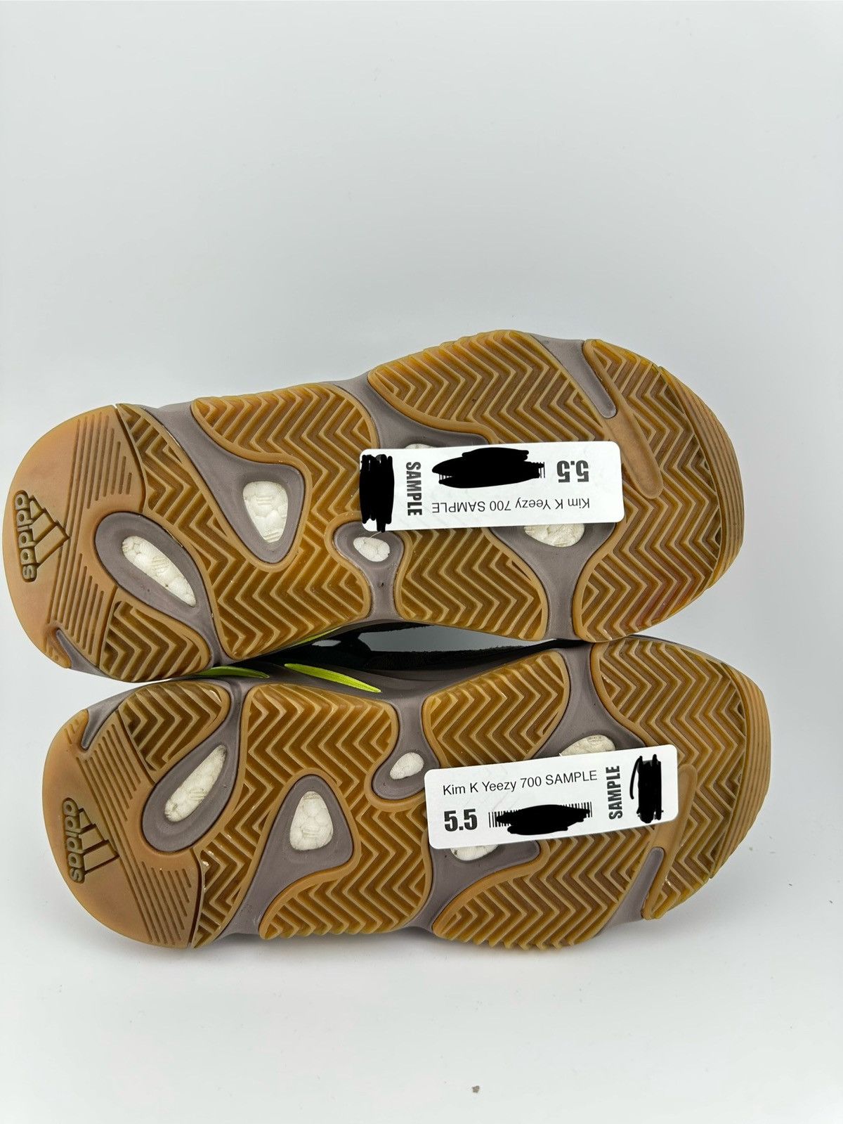 Adidas × Yeezy SAMPLE KIM K YEEZY 700 SIZE 5.5 Size US 5.5 / EU 38 - 5 Thumbnail