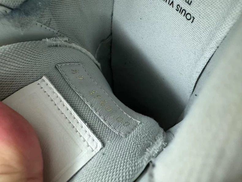 Louis Vuitton Louis Vuitton Mild White Cement shoes Size US 7.5 / EU 40-41 - 5 Thumbnail