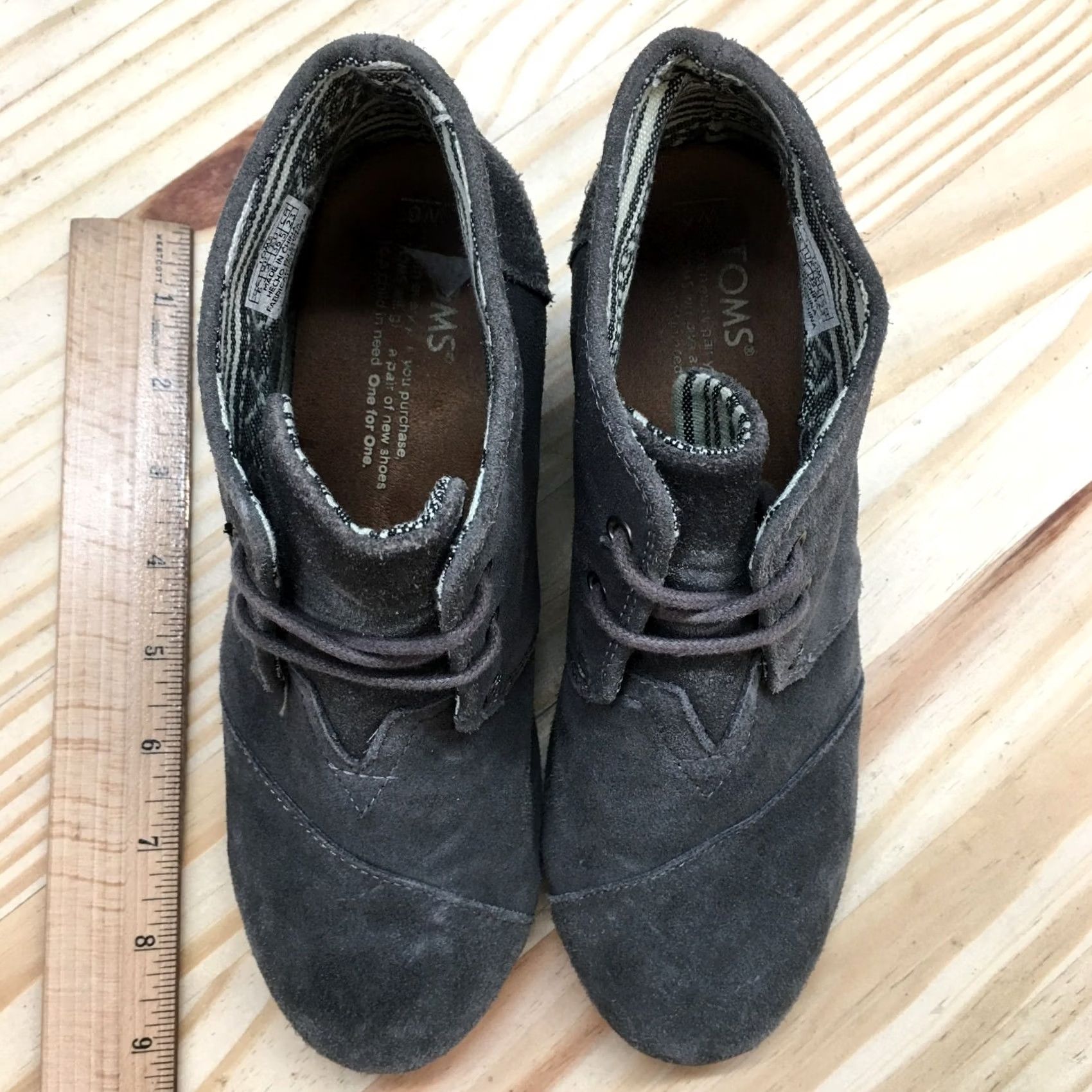 Toms Toms Boots Womens 6 Desert Ankle Booties Gray Suede Lace Up Wedge Casual Size US 6 / IT 36 - 7 Thumbnail