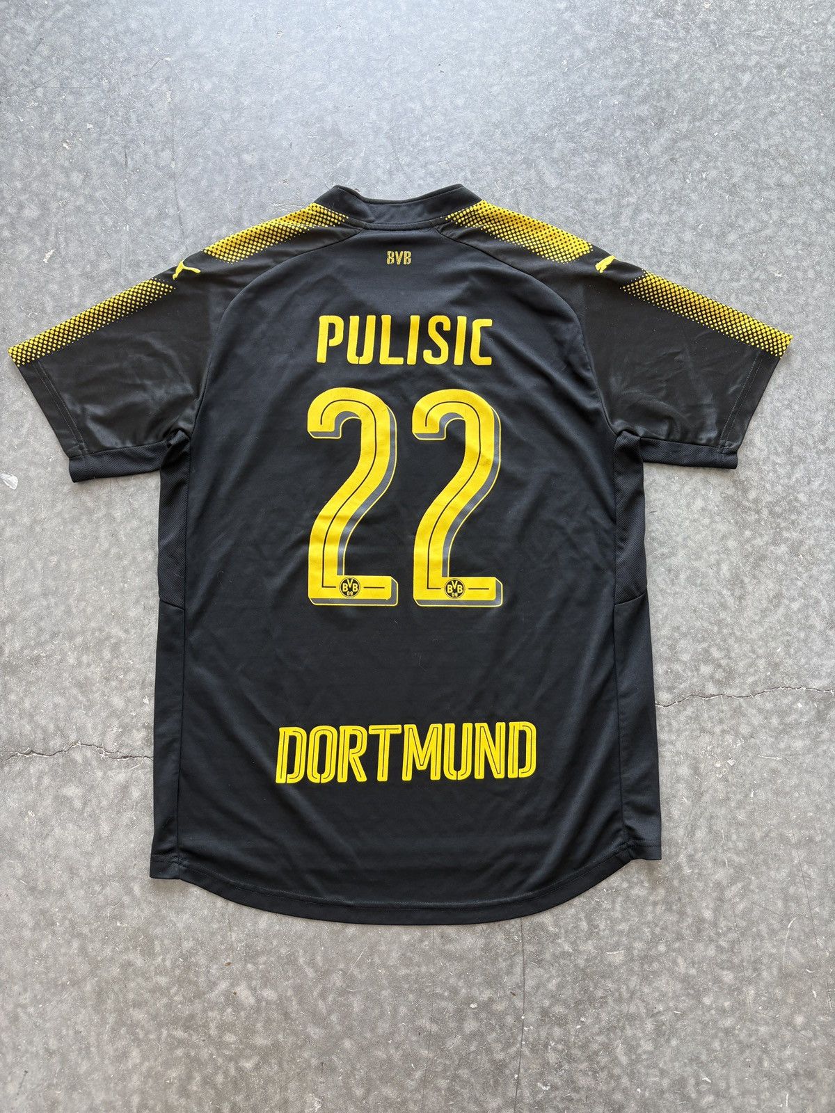 Puma 2017 Puma Borrusia Dortmund BVB Pulisic Jersey #22 Size US L / EU 52-54 / 3 - 2 Thumbnail