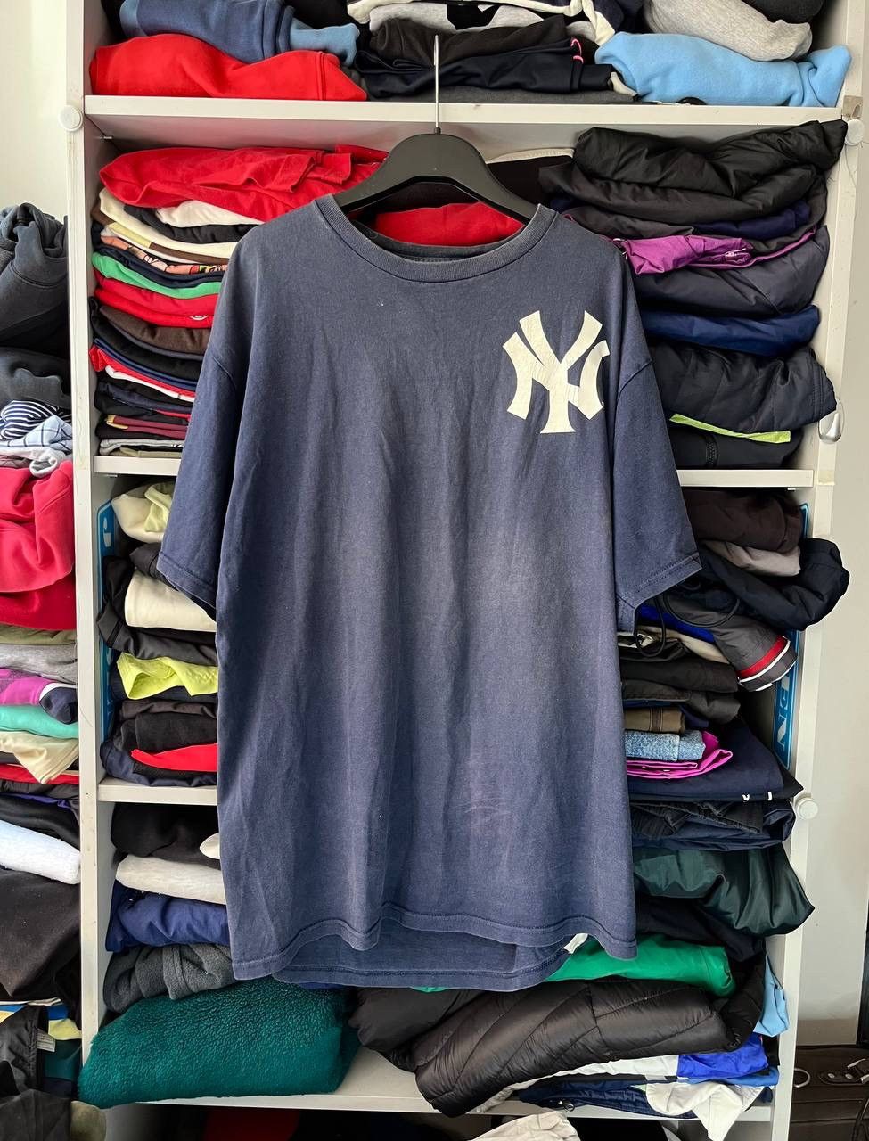 Majestic × Vintage 90s Majestic Yankees T-Shirt Vintage Streetwear Bug Logo Y2k Size US L / EU 52-54 / 3 - 2 Thumbnail