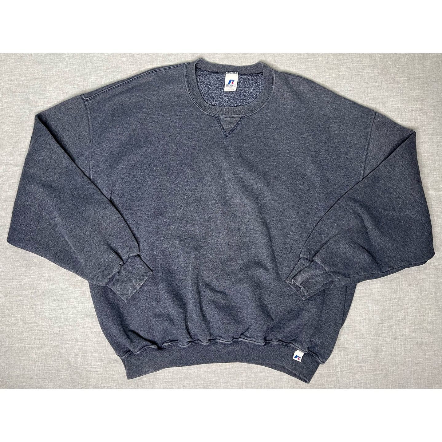 Russell Athletic Russell Athletic Blank Crewneck Sweatshirt Charcoal Gray 2XL Size US XXL / EU 58 / 5 - 1 Thumbnail