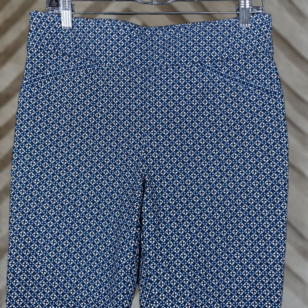 Vintage Chico's Womens Pants Blue White Fabulously Slimming Pull On Ankle Stretch 1 Chicos Womens Pants Blue White Fabulously Slimming Pull On Ankle Stretch 1 Size 24" / US 00 / IT 34 - 1 Thumbnail