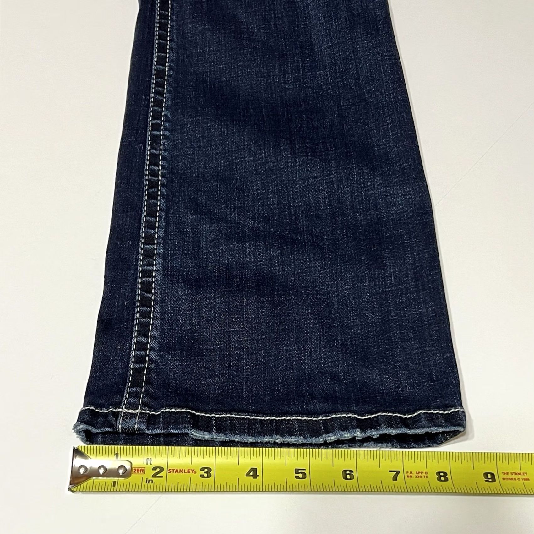 Vintage BKE Jeans Womens Slim Bootcut 26x32.5 26x33.5 Blue Whiskered Denim Stretch Zip 5-Pocket Buckle Bke Stella Modern Vintage No Size 26" / US 2 / IT 38 - 7 Thumbnail