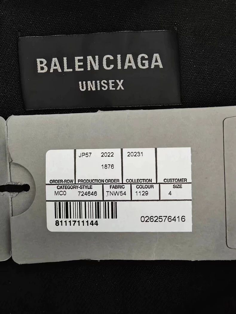 Balenciaga Balenciaga 23ss Graffiti Splashing Double B Letters Doing O Size US XL / EU 56 / 4 - 4 Thumbnail