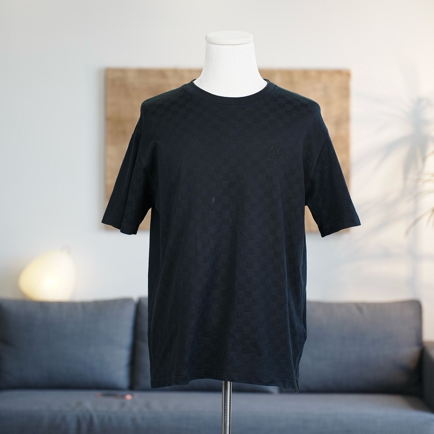 Louis Vuitton Louis Vuitton Monogram T-Shirt Size XL Size US XL / EU 56 / 4 - 1 Thumbnail
