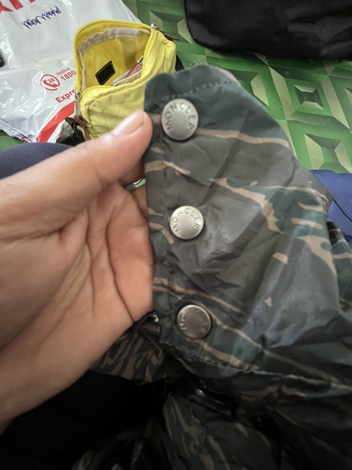 Moncler MONCLER CAMO REVERSIBLE JACKET Size US L / EU 52-54 / 3 - 14 Thumbnail