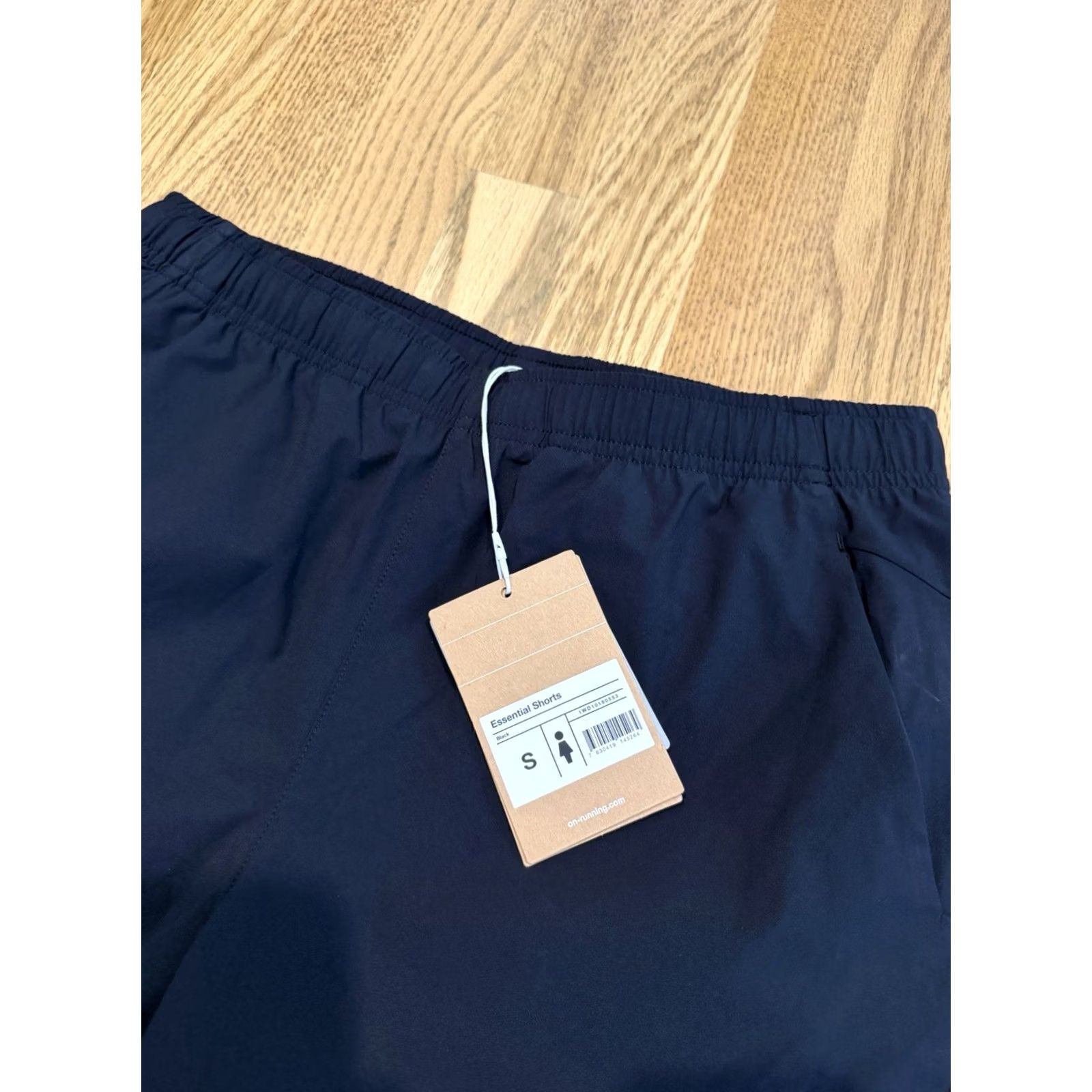 Vintage On Cloud Essential Shorts Womens Small Black Drawstring Pockets Lined NWT Size 28" / US 6 / IT 42 - 3 Thumbnail