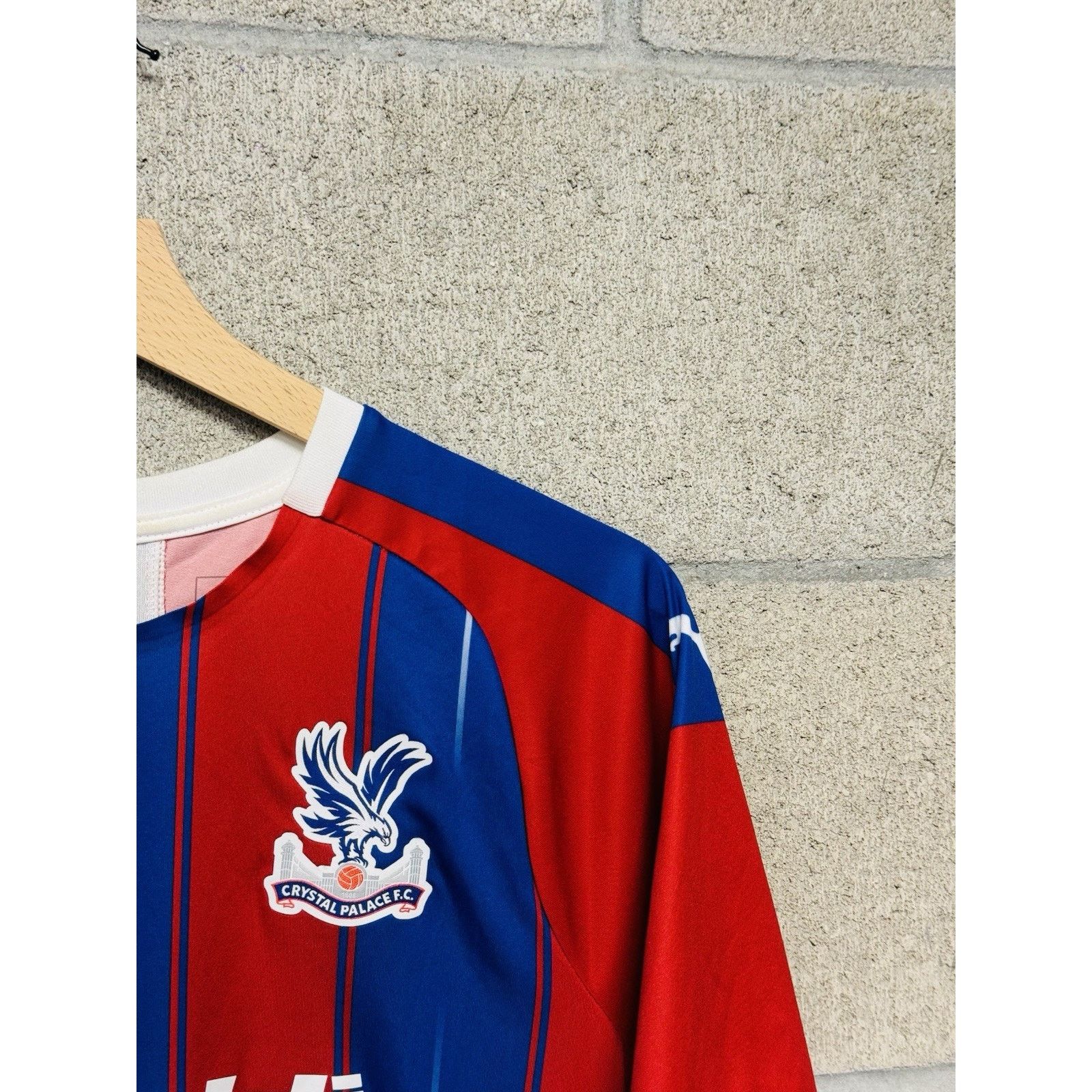 Puma Puma Crystal Palace FC Manbetx soccer Jersey Small 2019 2020 Size US S / EU 44-46 / 1 - 5 Thumbnail