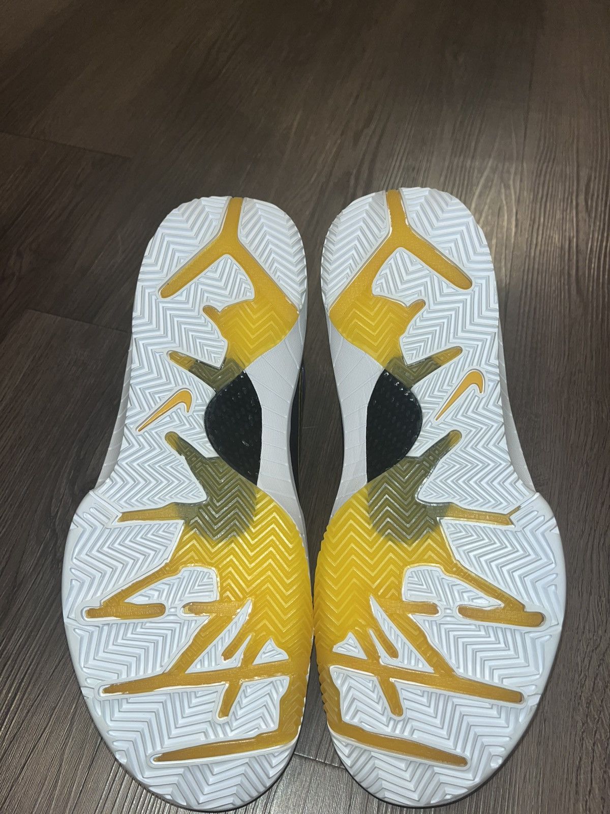 Other Nike Kobe 4 Protro Undefeated Los Angeles Lakers Size US 10 / EU 43 - 5 Thumbnail