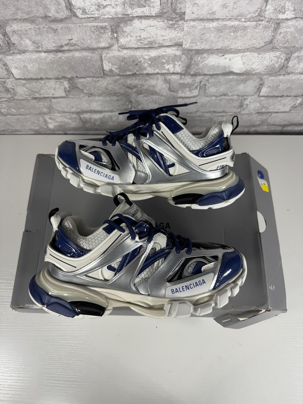 Balenciaga Balenciaga Tracks LED Size 8US/41EU Size US 8 / EU 41 - 1 Thumbnail