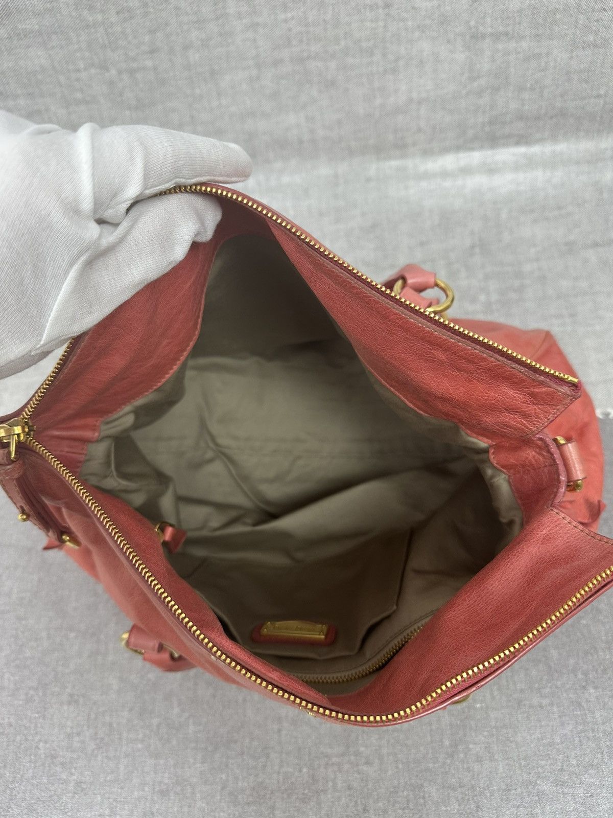 Miu Miu Miu Miu Vitello Lux Bow Bag — Coral Pink Leather — Size 26 Size ONE SIZE - 20 Thumbnail